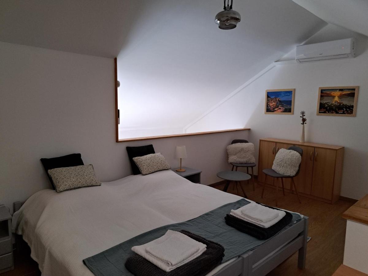 Rozsa Apartman 凯斯特海伊 外观 照片